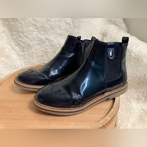 Zara Patent Slip-On Navy Blue Boots EU 35/ US 5